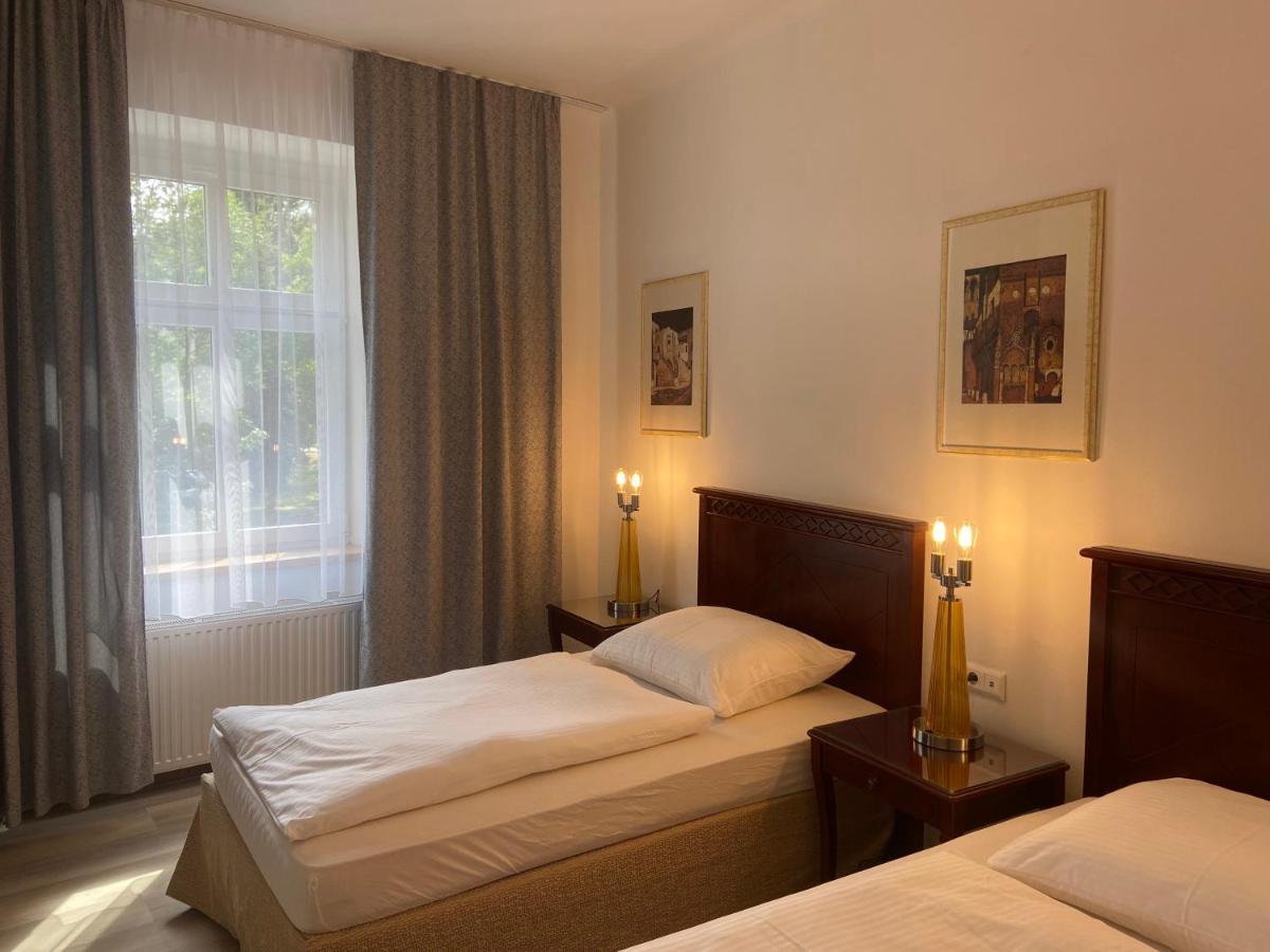 Aparthotel Slezak Litomyšl Buitenkant foto