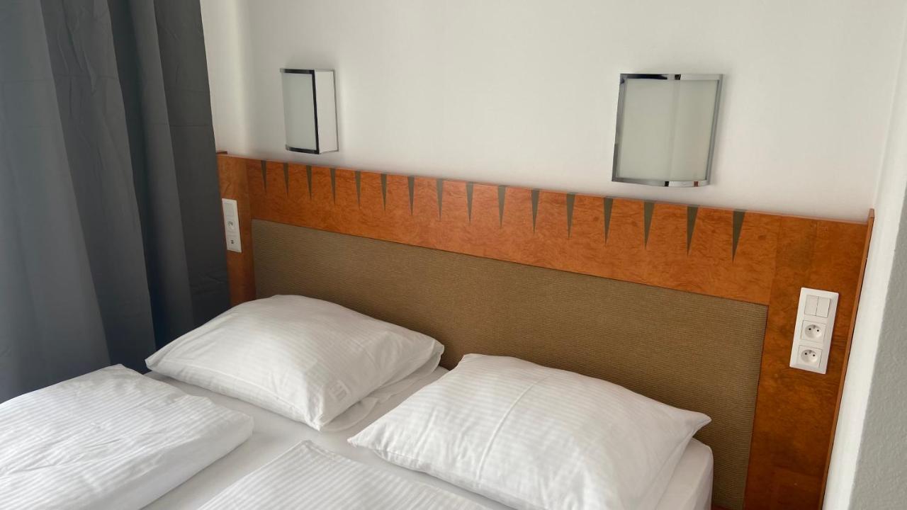 Aparthotel Slezak Litomyšl Buitenkant foto