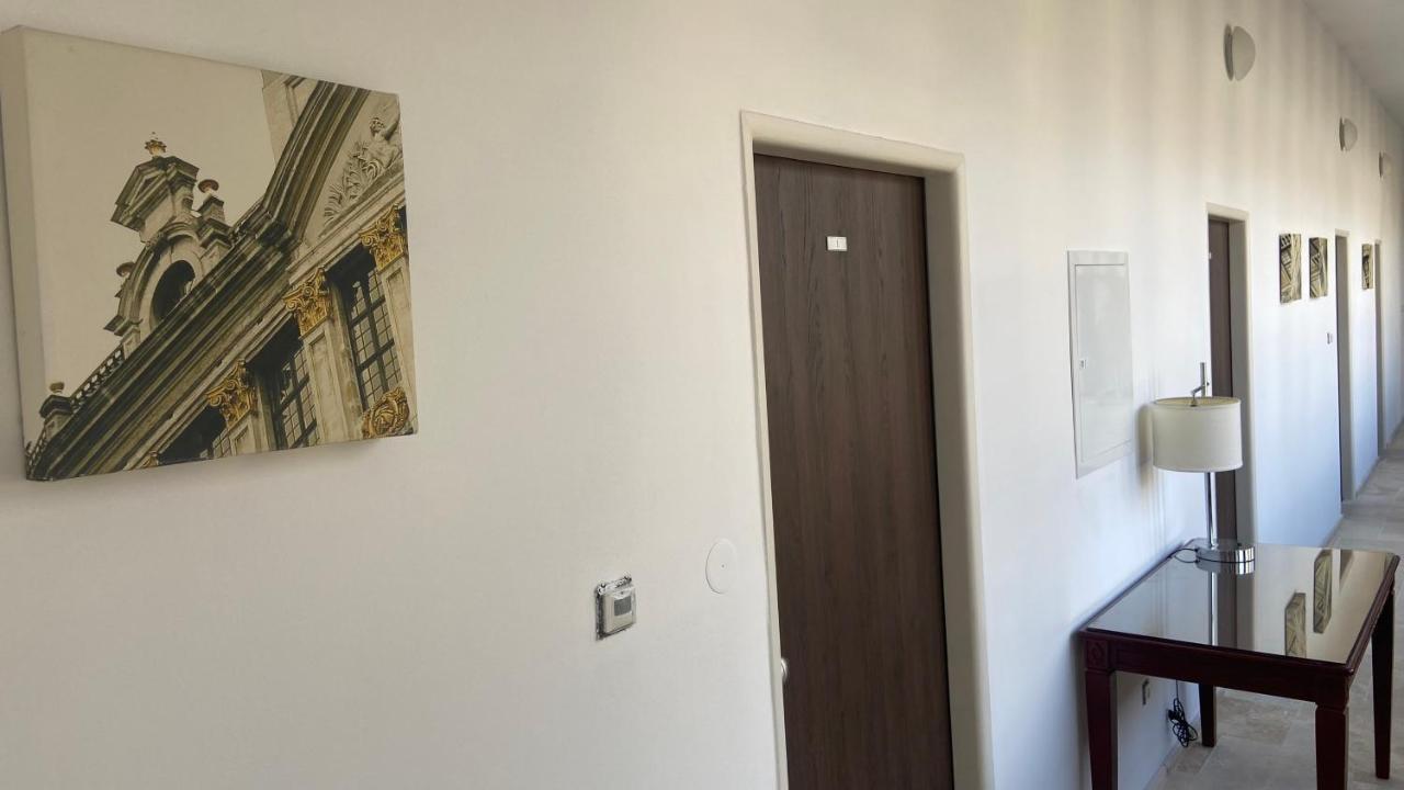 Aparthotel Slezak Litomyšl Buitenkant foto